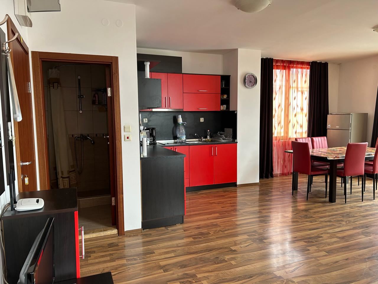Spacious Apartment with Two Bedrooms and Panoramic Sea View in Sveti Vlas