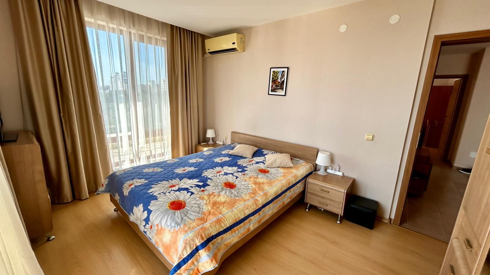 Sveti Vlas – three-bedroom apartment with direct panoramic sea view in a first-line complex