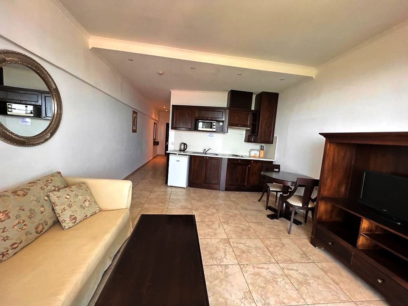 One-Bedroom Apartment with Beautiful Sea Views in a Seafront Complex in Obzor