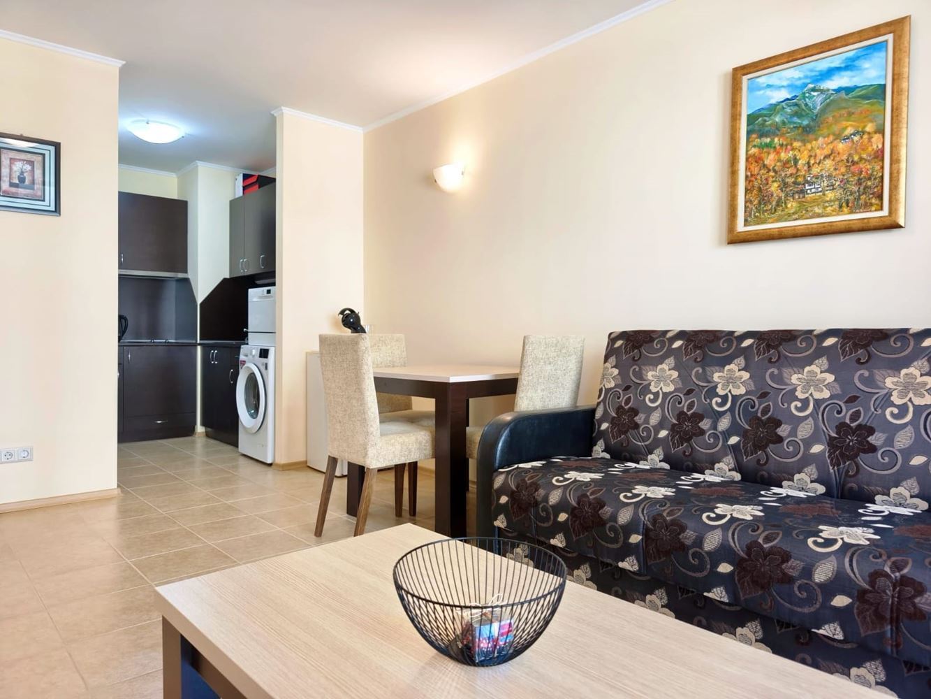 Luxury One-Bedroom Apartment on the First Sea Line in Pomorie – Surrounded by Greenery and Water Attractions