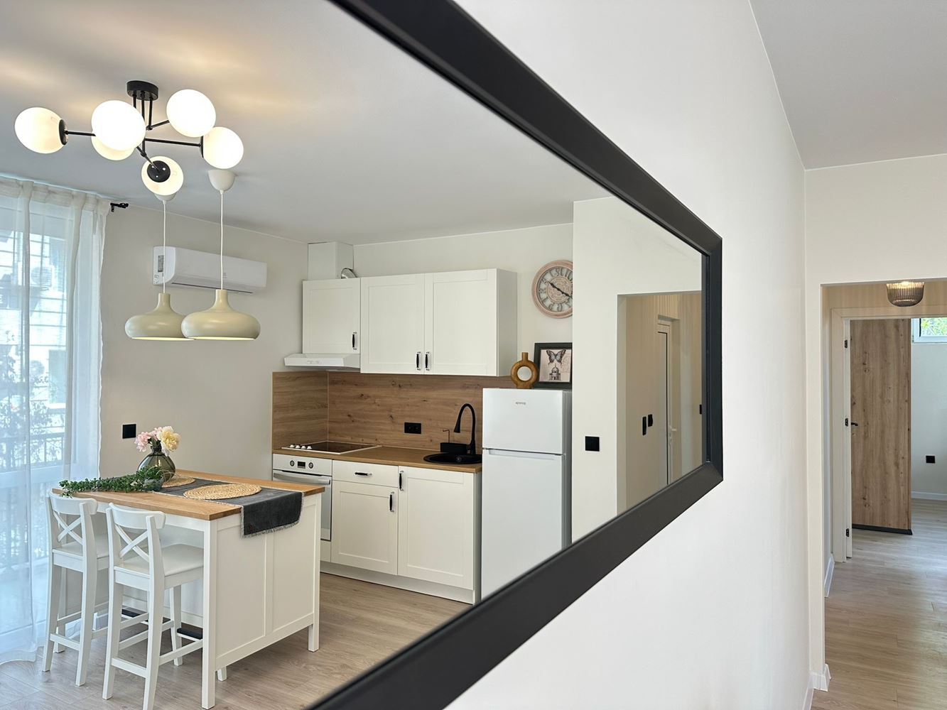 Luxuriously Furnished One-Bedroom Apartment with No Maintenance Fee in Sunny Beach