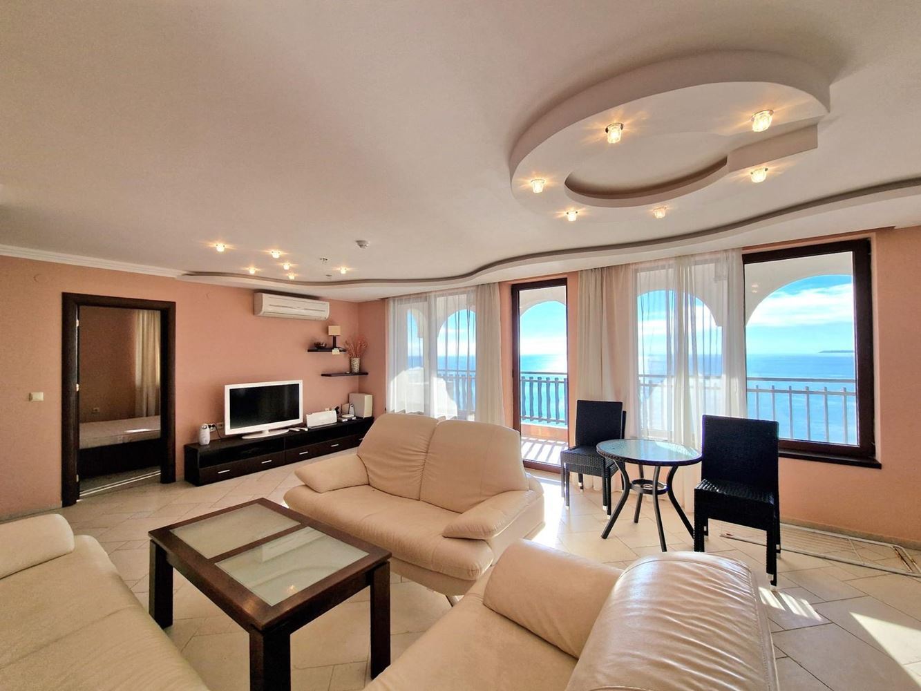 Seaside Two-Bedroom Oasis in Sveti Vlas – Space, Comfort and Impressive Sea Views