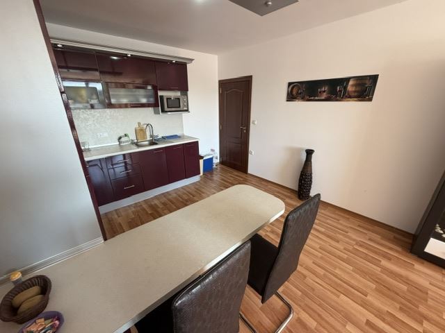 Sunny Beach: Spacious One-Bedroom Apartment with Pool View, 400 Metres from Cacao Beach
