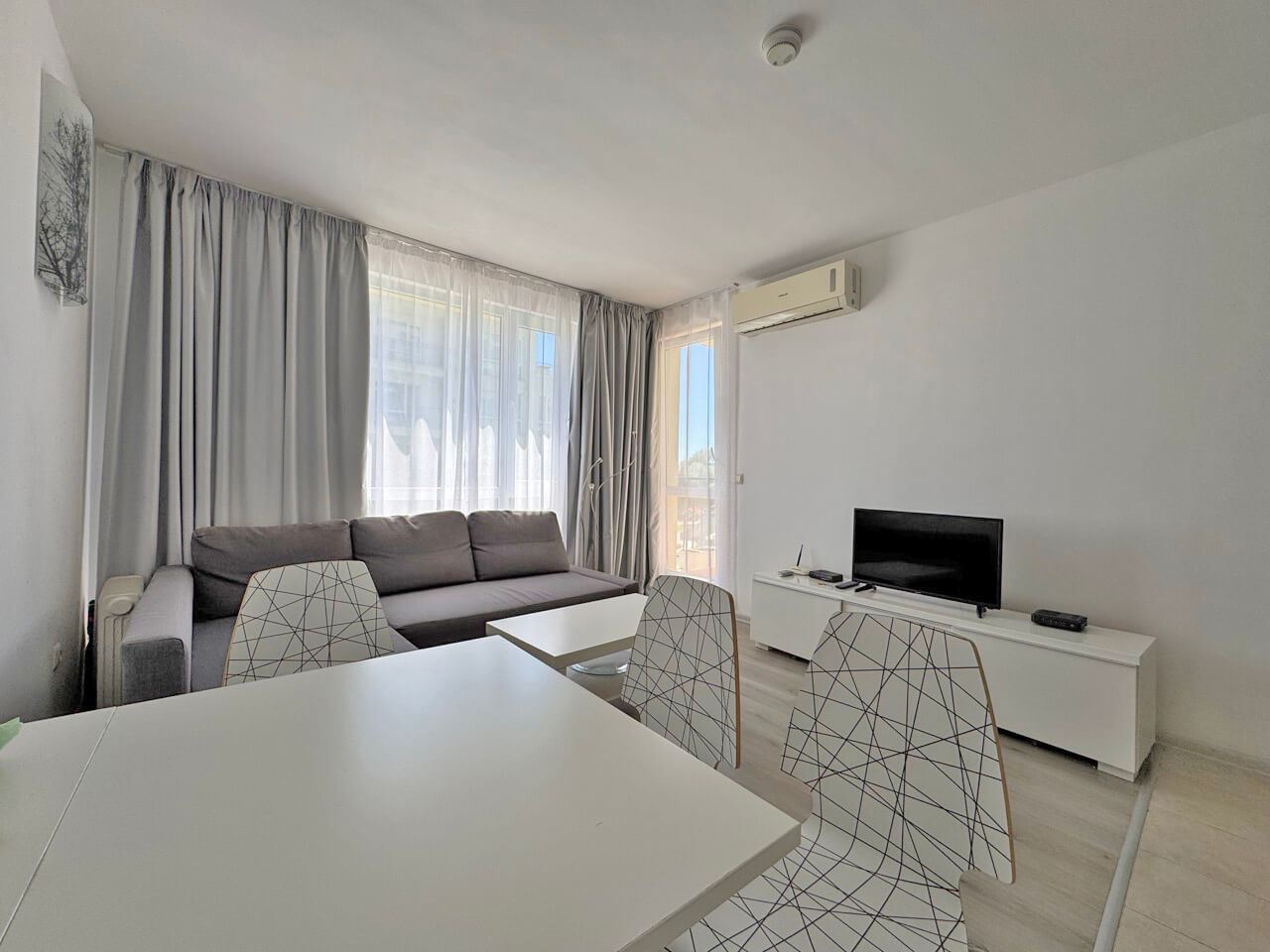 One-Bedroom Apartment in a Quiet and Green Complex in Sunny Beach