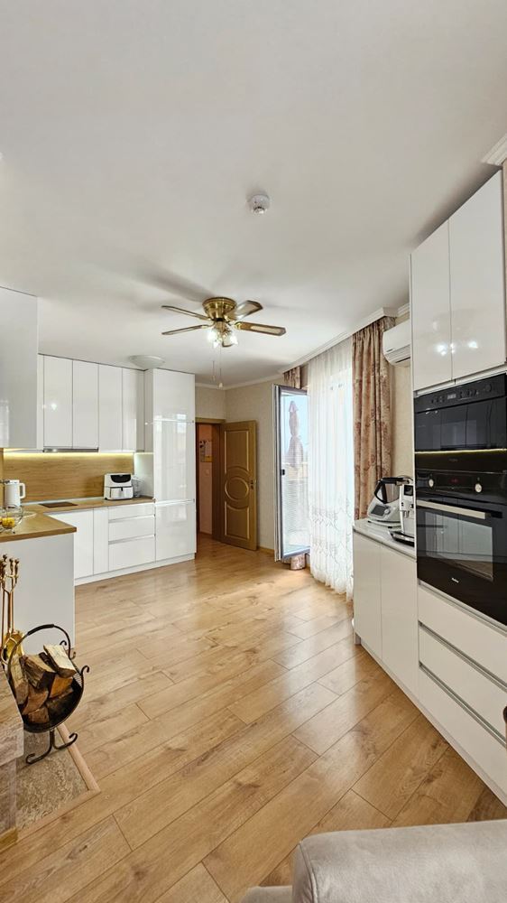 Spacious Penthouse with Panoramic Terrace and Sauna in a Modern Residential Complex in Sunny Beach