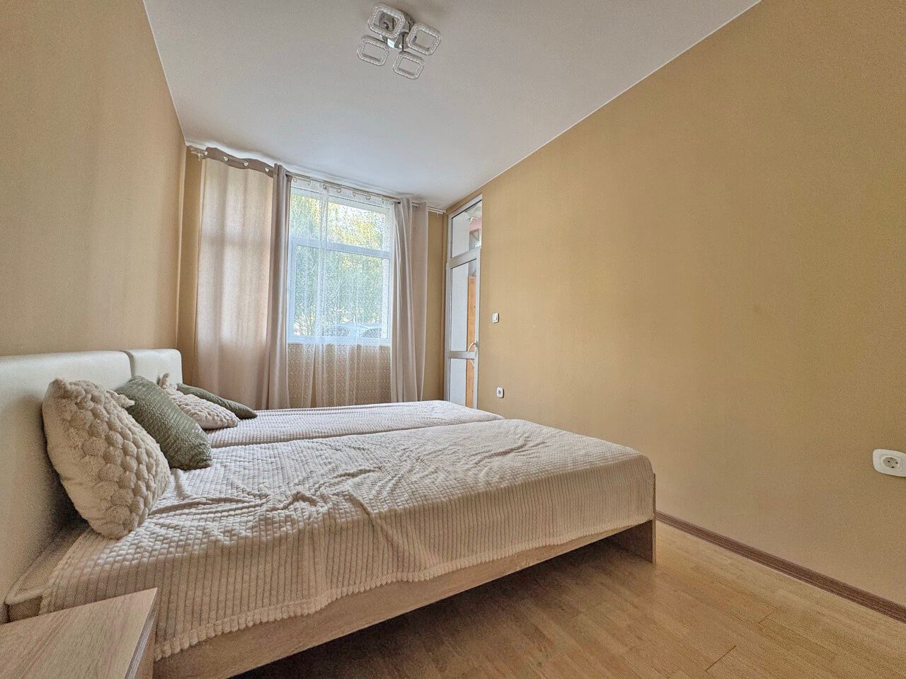 Spacious two-bedroom apartment with pool view in Sunny Beach