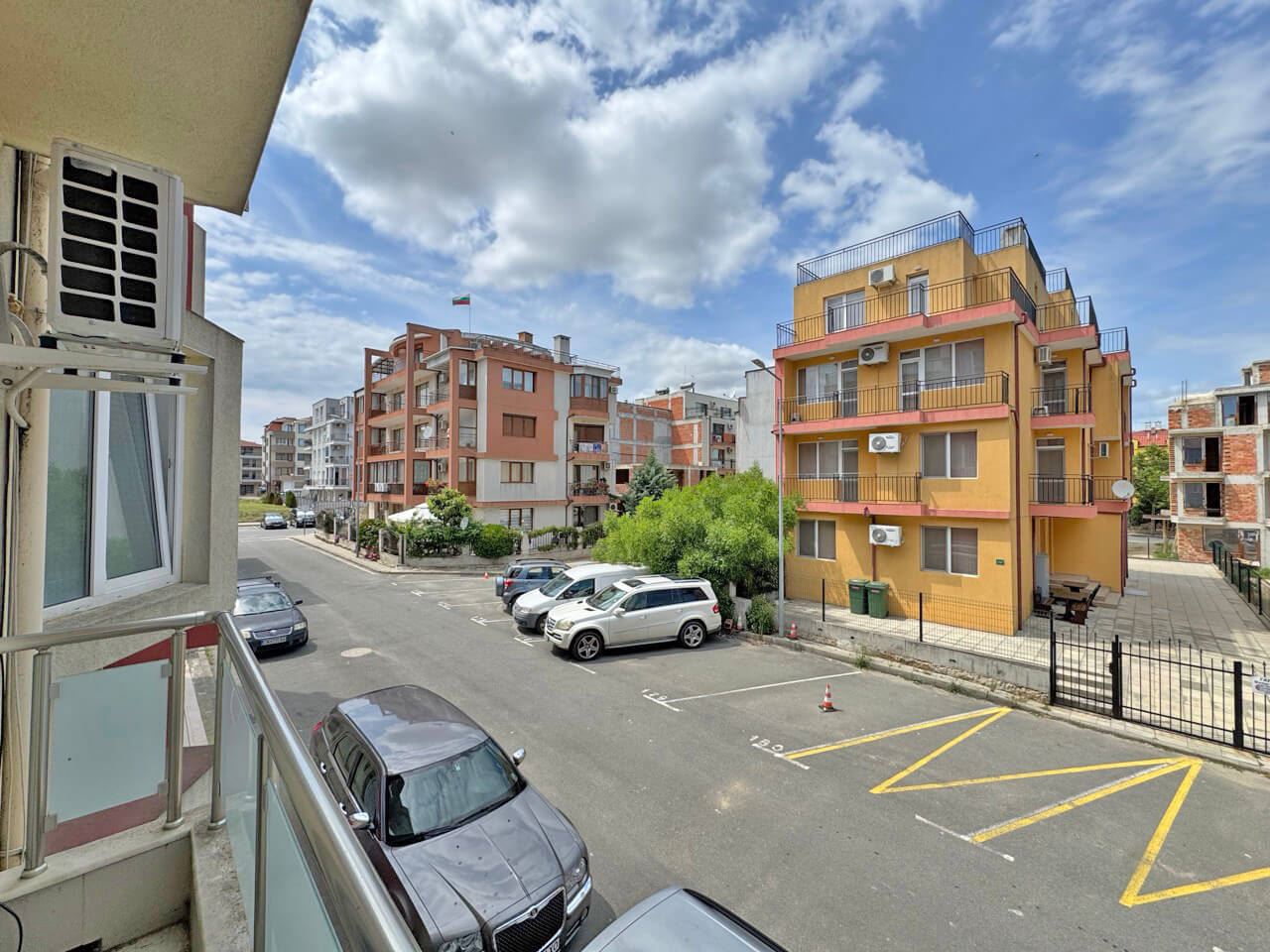 Spacious Three-Bedroom Apartment for Year-Round Living in the Cherno More District, Nessebar