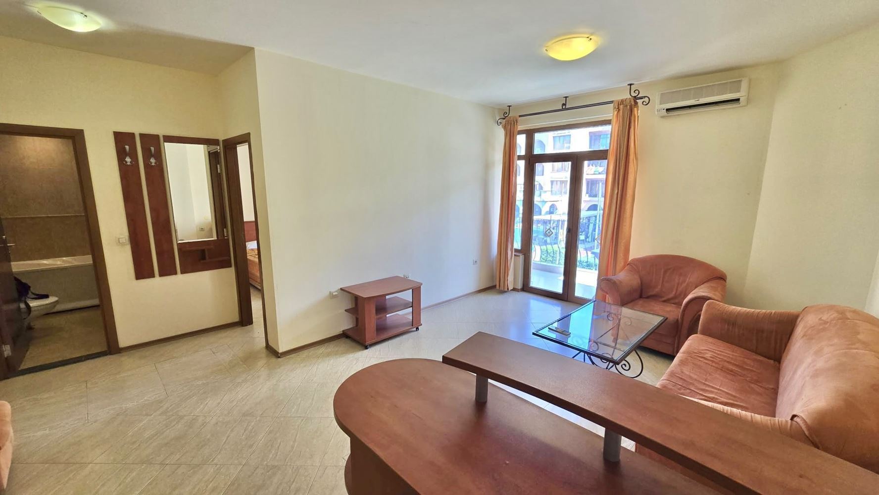One-Bedroom Apartment near Cacao Beach with Pool View – Documents Ready and Excellent Investment Potential