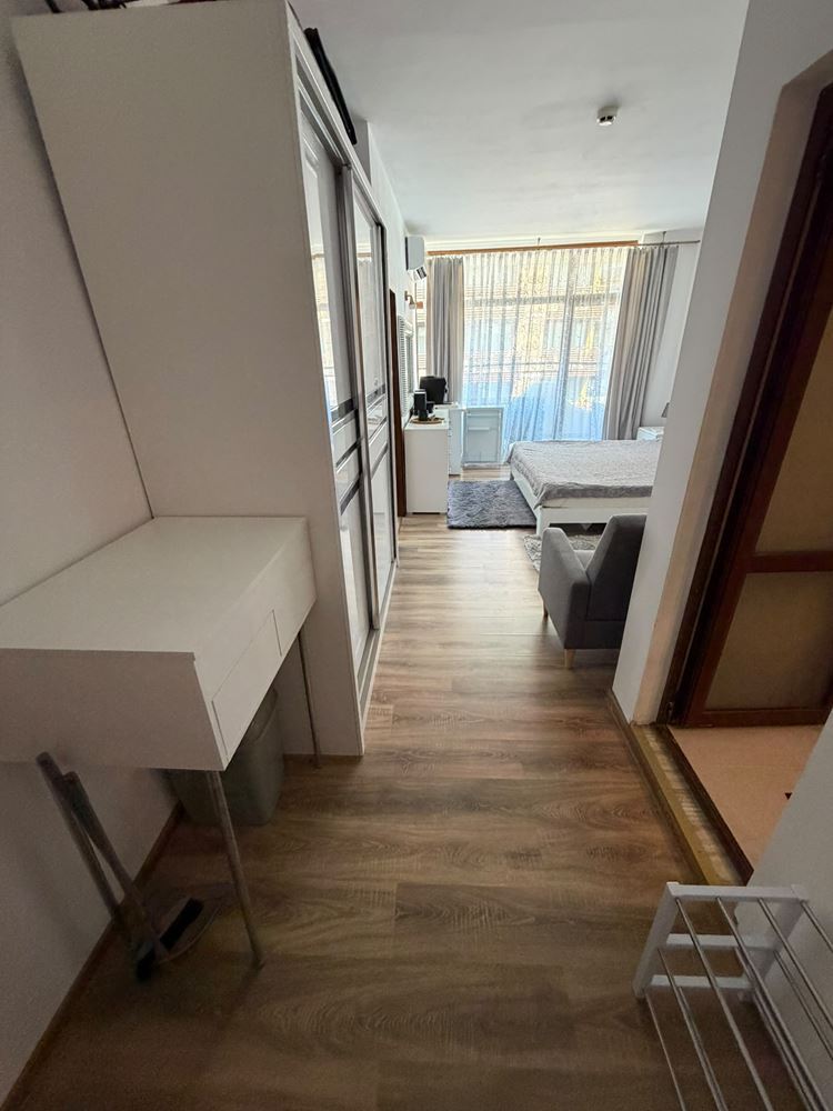 Stylish 1-Bedroom Apartment in a Complex with Swimming Pools and Excellent Amenities