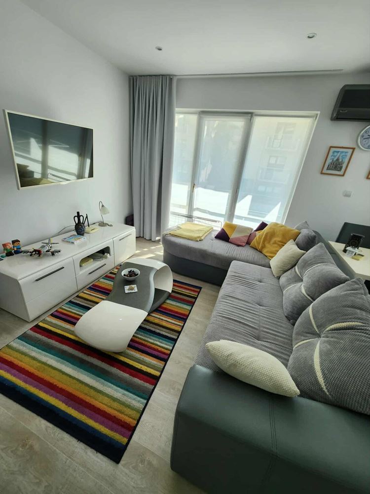 Two-bedroom apartment with pool view in Sveti Vlas – comfort, style and excellent location