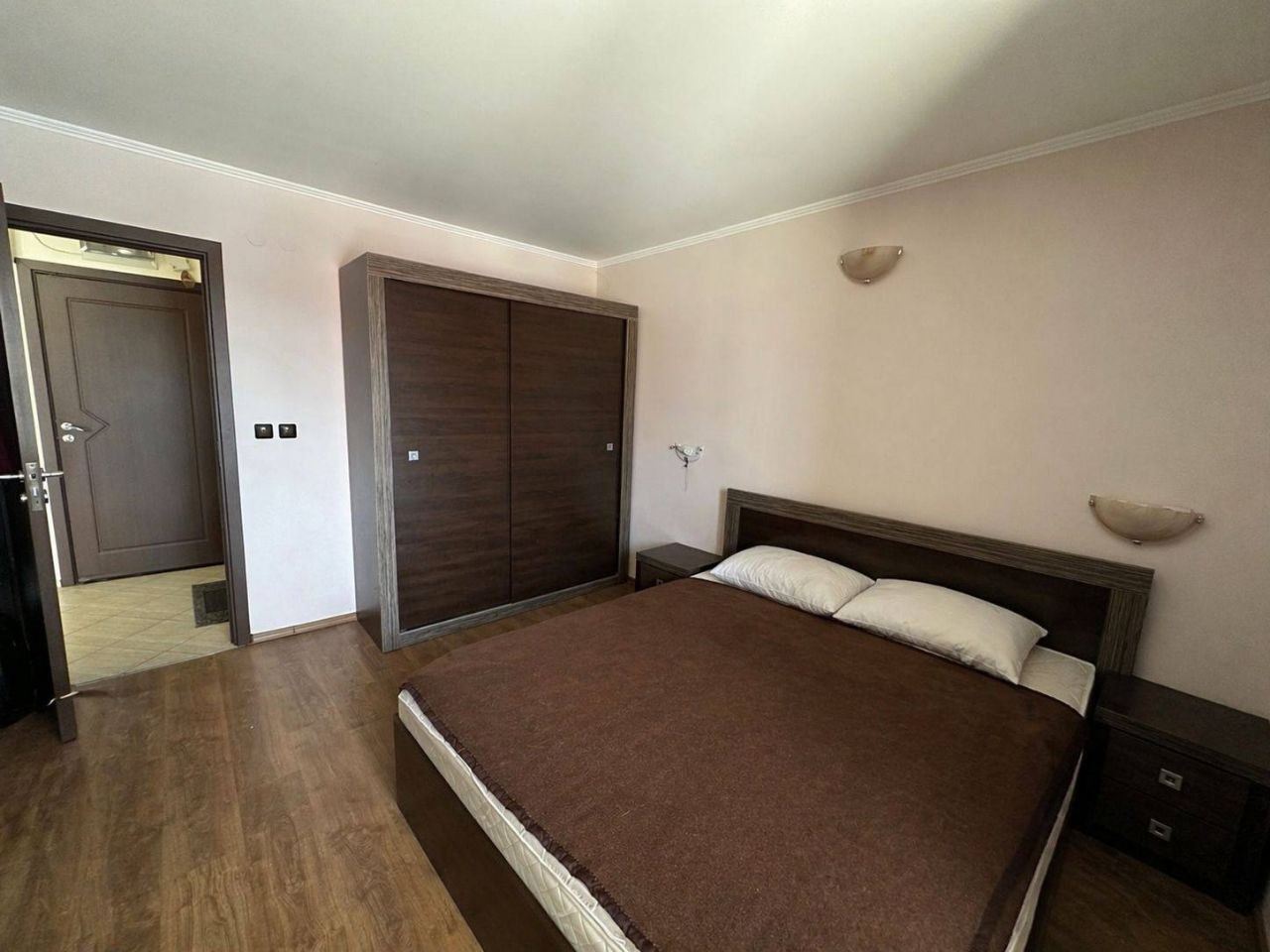 One-bedroom apartment in Sunny Beach – fully furnished property with excellent location and year-round infrastructure
