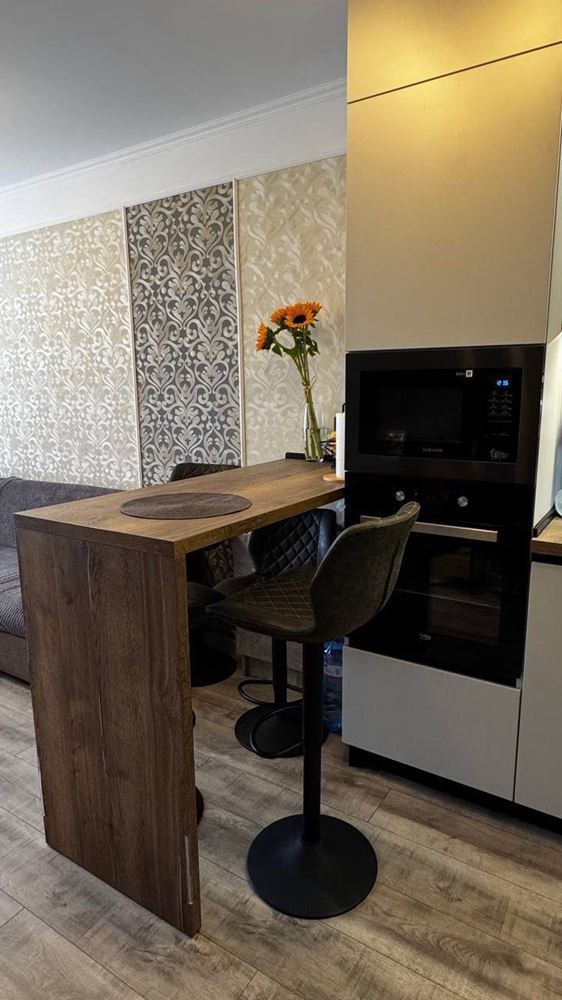 One-bedroom apartment in a prestigious complex with sea and greenery views