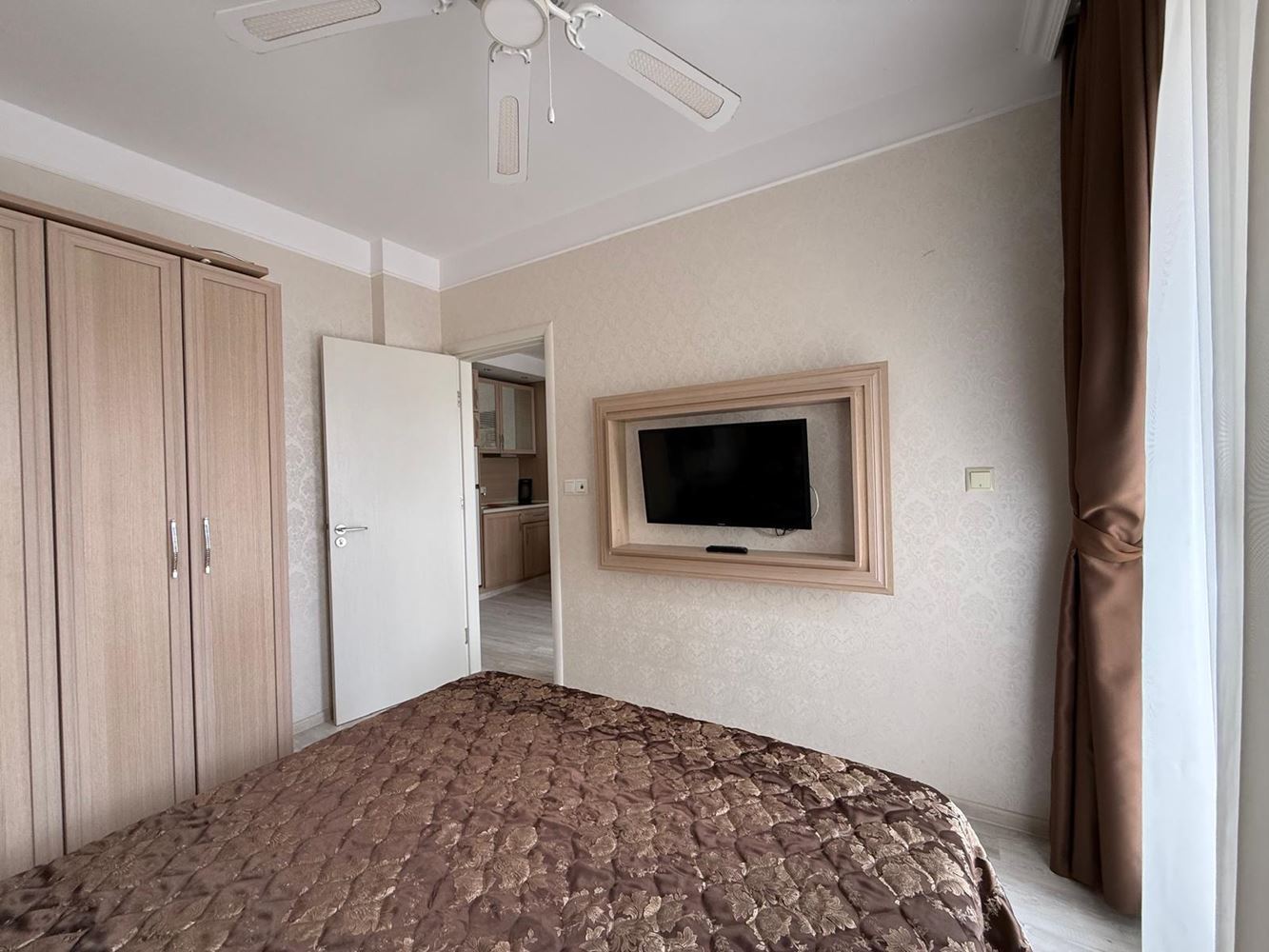 One-Bedroom Apartment in a Luxury Complex in Sunny Beach with Impressive Swimming Pools and Relaxation Areas