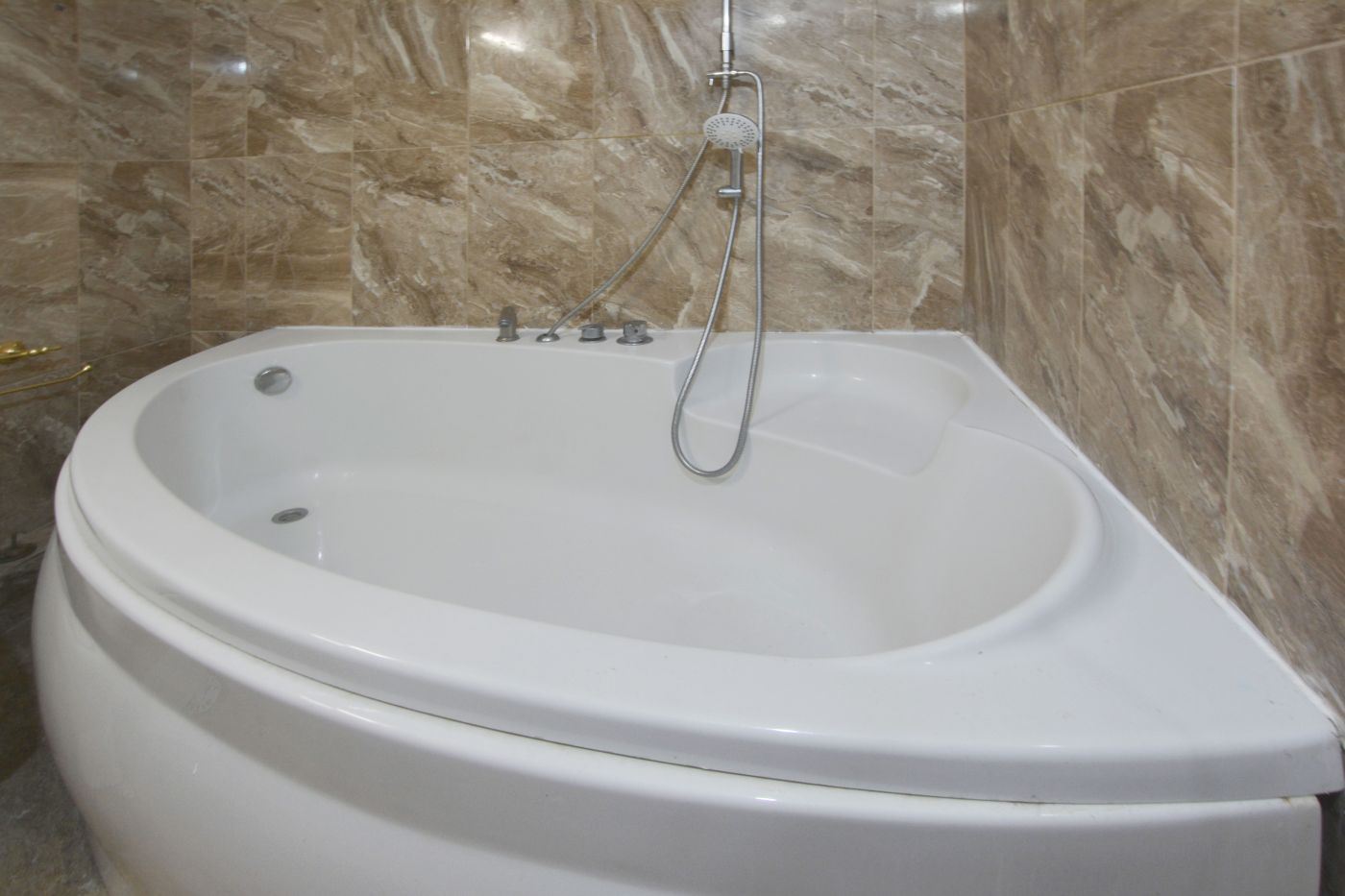 Luxury two-bedroom apartment with sea view on the first line in Ravda – 114 m², two terraces, and full comfort