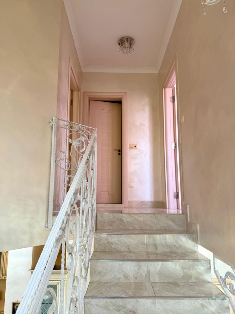 Luxury duplex apartment with spacious veranda and pool view in Sveti Vlas