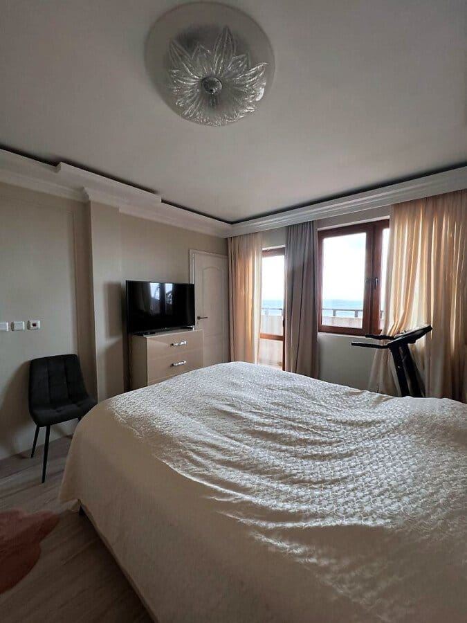 Comfortable Maisonette with Two Bedrooms and Sea Panorama in Sveti Vlas – A Property with a Prestigious Location and Impressive Views