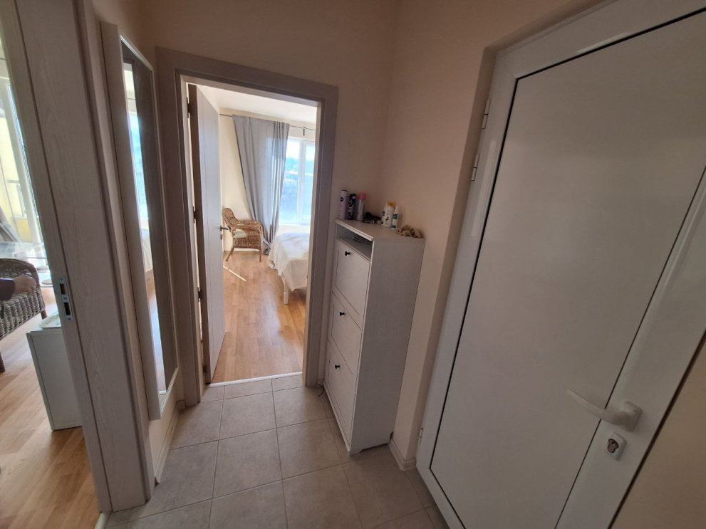Furnished One-Bedroom Apartment on the First Sea Line with Sea View in Byala