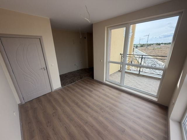 New One-Bedroom Apartment with a Spacious Balcony in a Modern Complex in Ravda