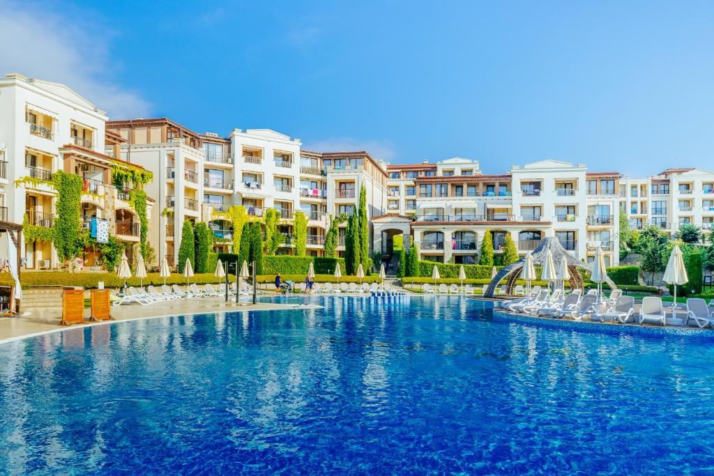 One-Bedroom Apartment with Partial Sea View in a Luxury Complex with Private Infrastructure in Sozopol