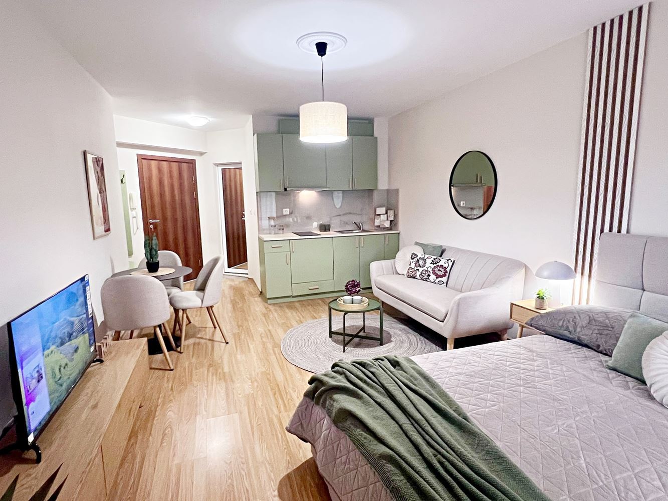 Studio with designer renovation in Sveti Vlas – only 200 m from the sea