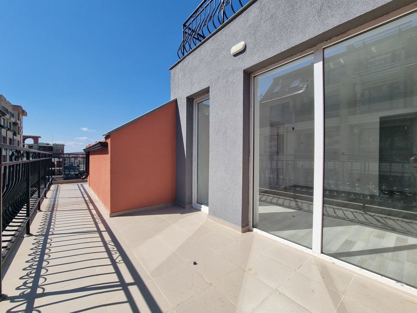 Bright and modern apartment in an excellent location – a combination of comfort, nature, and seaside spirit