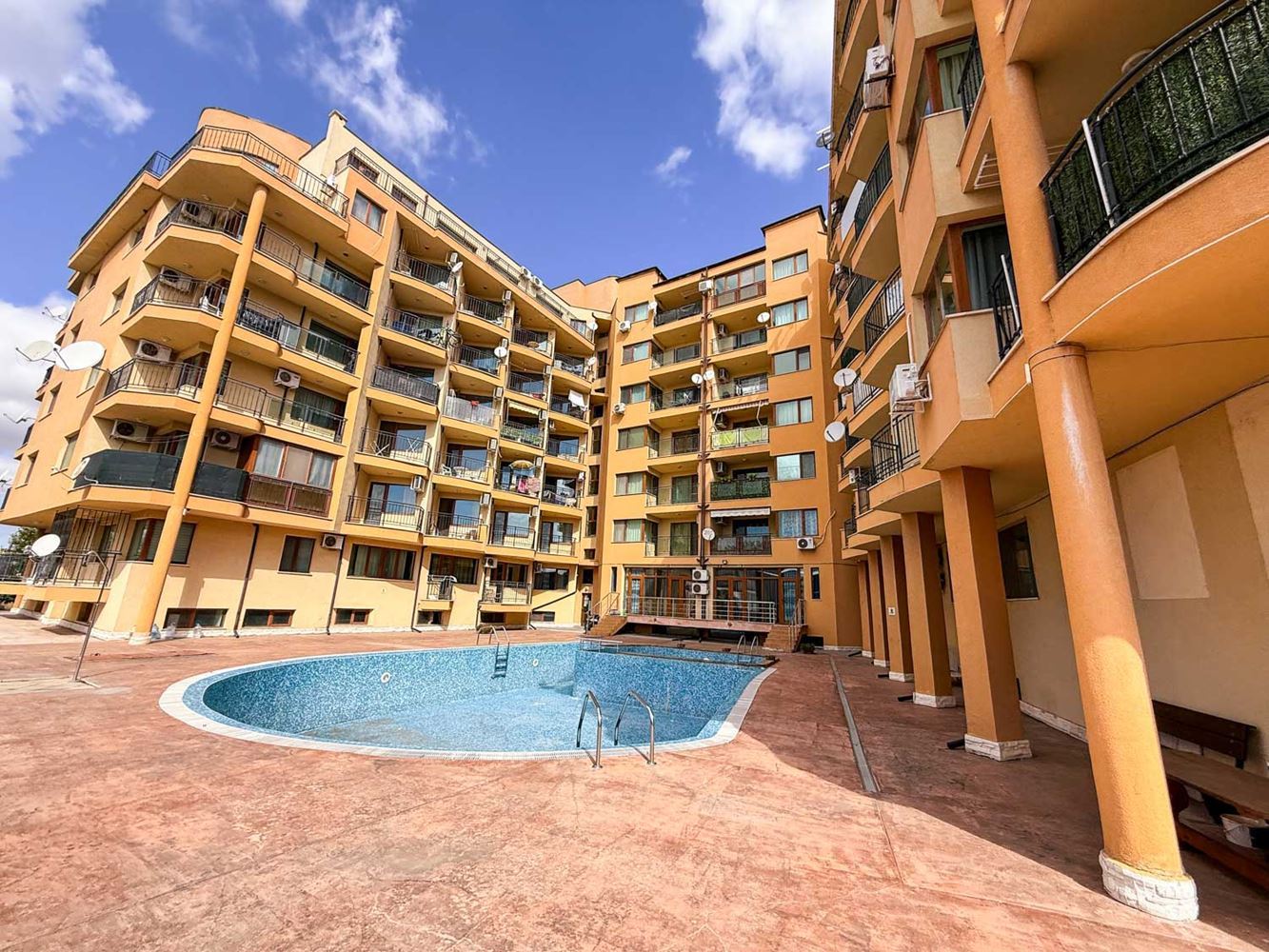 Sunny Beach: Cozy One-Bedroom Apartment with Low Maintenance Fee