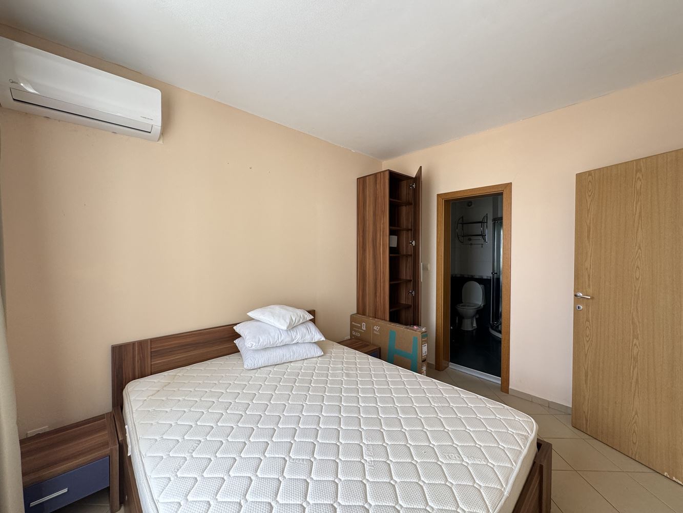 Spacious Apartment with Two Bedrooms on the First Line in Sveti Vlas – Sea and Pool Views