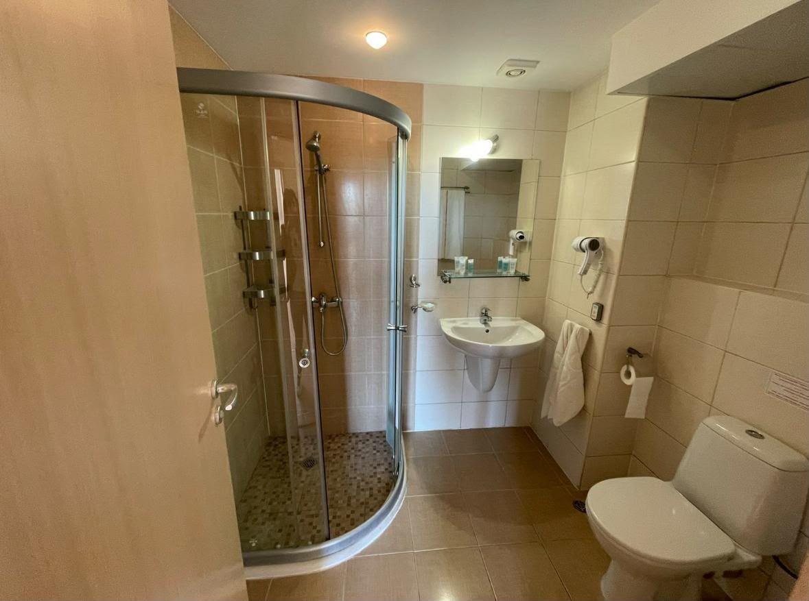 Spacious Two-Bedroom Apartment on the First Sea Line in Obzor with Panoramic Sea View