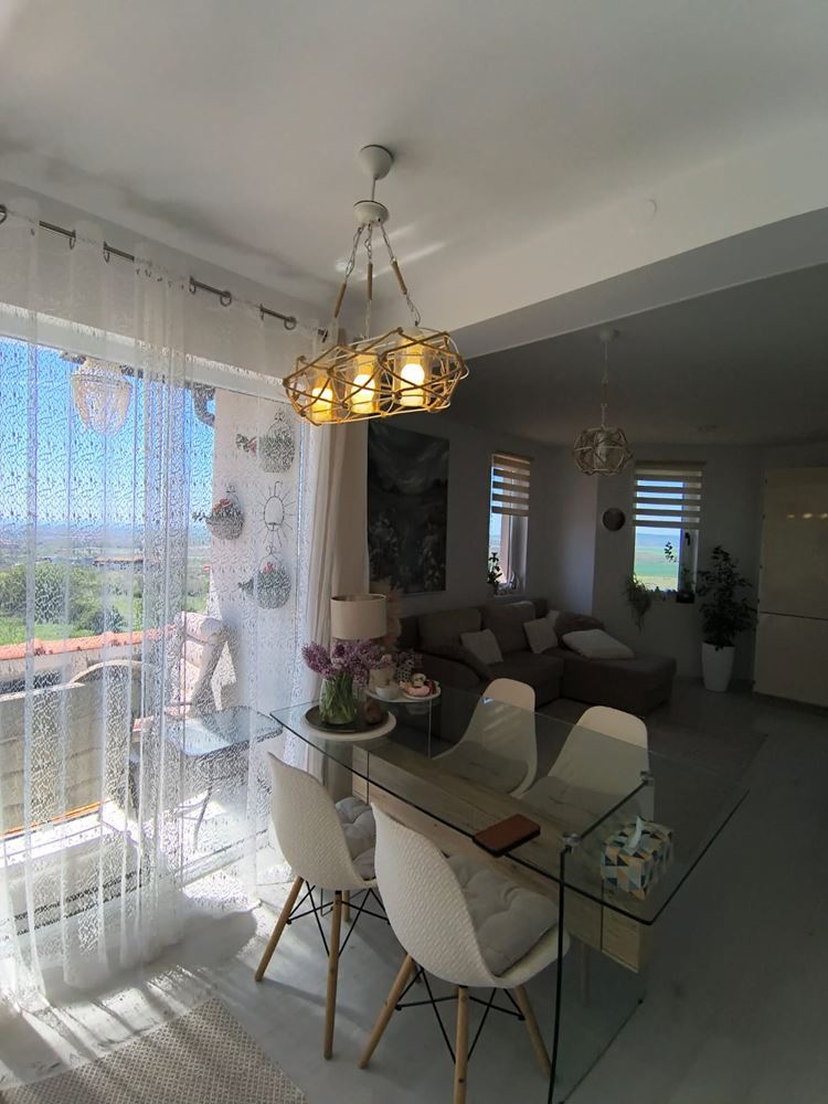 Renovated one-bedroom apartment with panoramic view in a modern complex near Sunny Beach