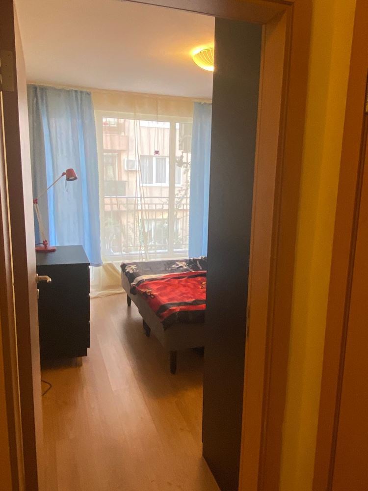 Furnished One-Bedroom Apartment 50 m from the Sea in Pomorie