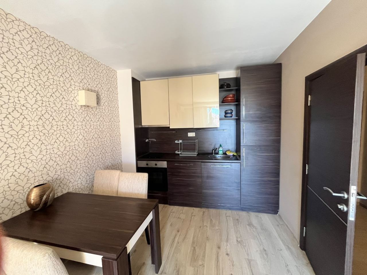 Wonderful one-bedroom apartment in a complex in Sunny Beach – pool view; style and comfort