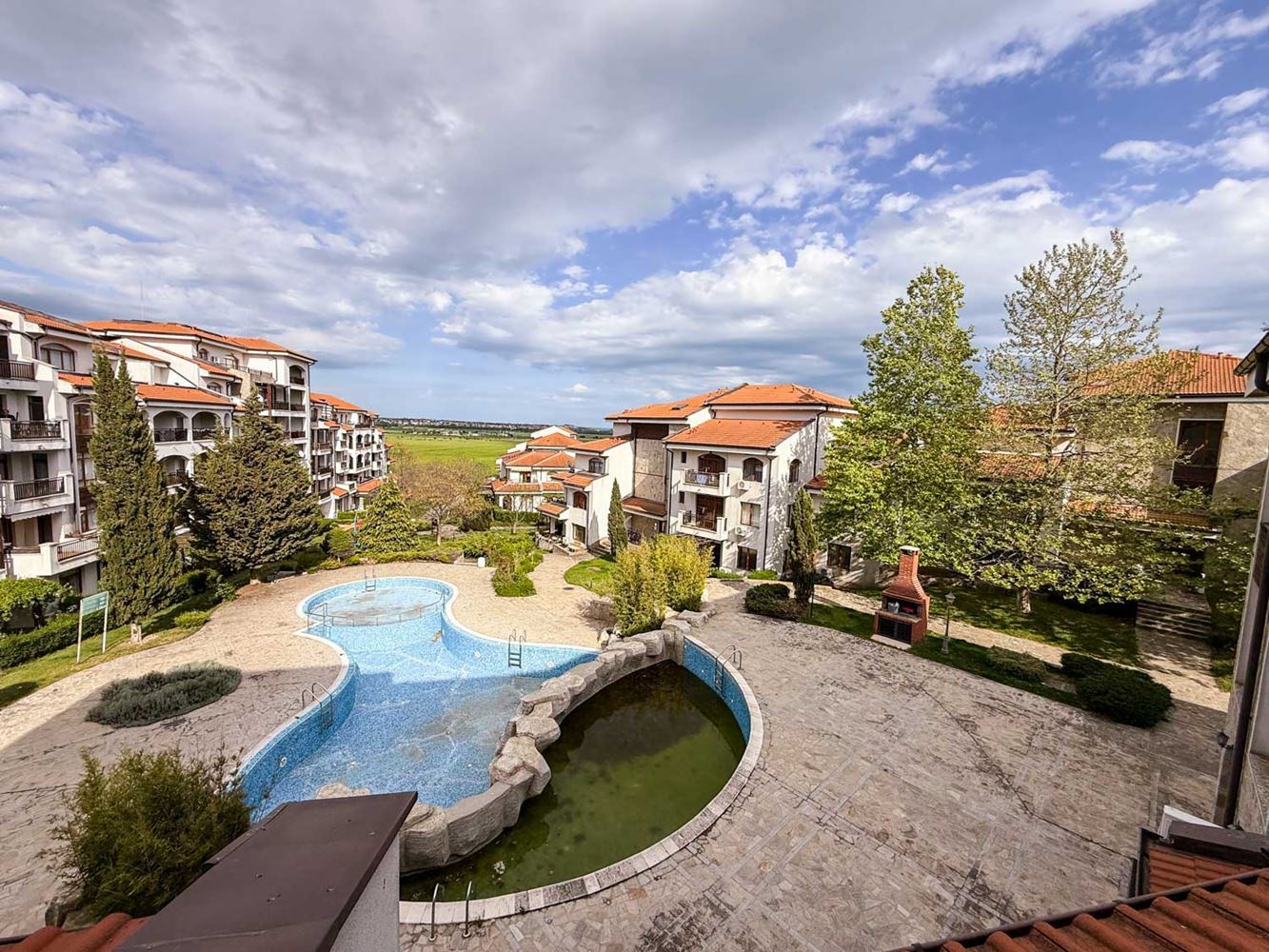 Spacious Two-Bedroom Apartment with Partial Sea Views in Aheloy