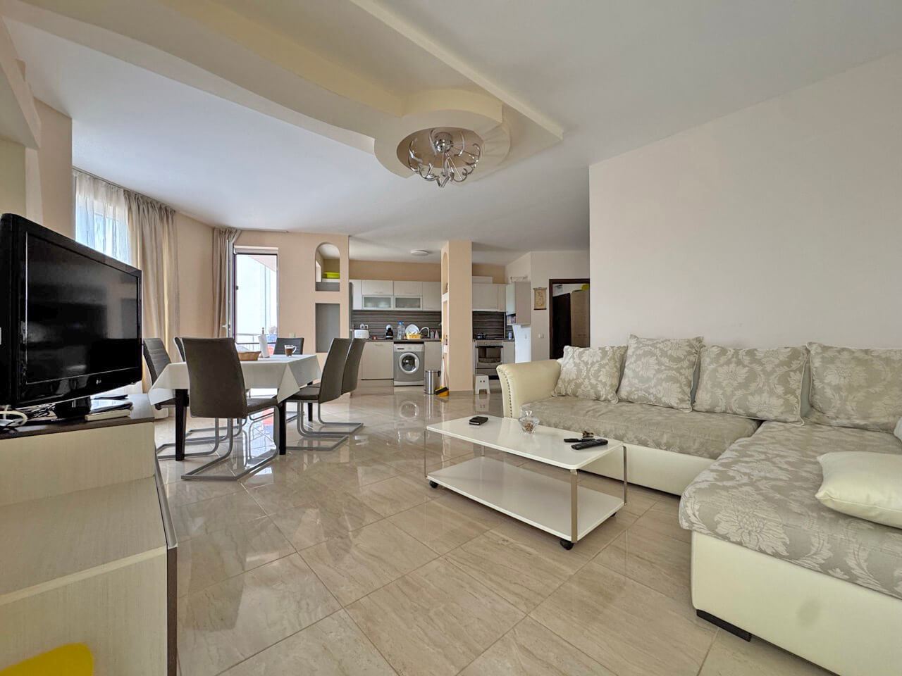 Two-bedroom apartment in Sunny Beach – fully furnished, with swimming pool and excellent investment potential