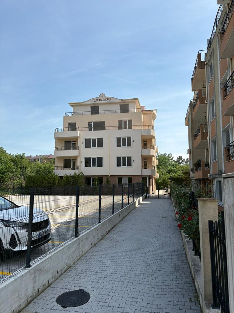 One-bedroom apartment in Pomorie – new construction, ground floor, low maintenance fee and excellent location