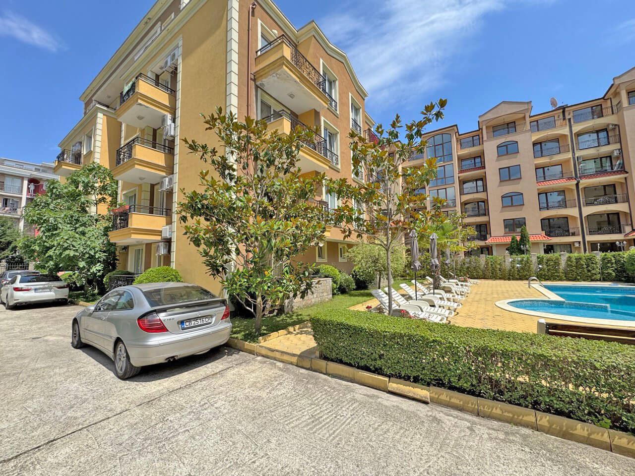 Studio with a Separate Kitchen in a Gated Complex – An Excellent Investment and a Cozy Home in Sunny Beach