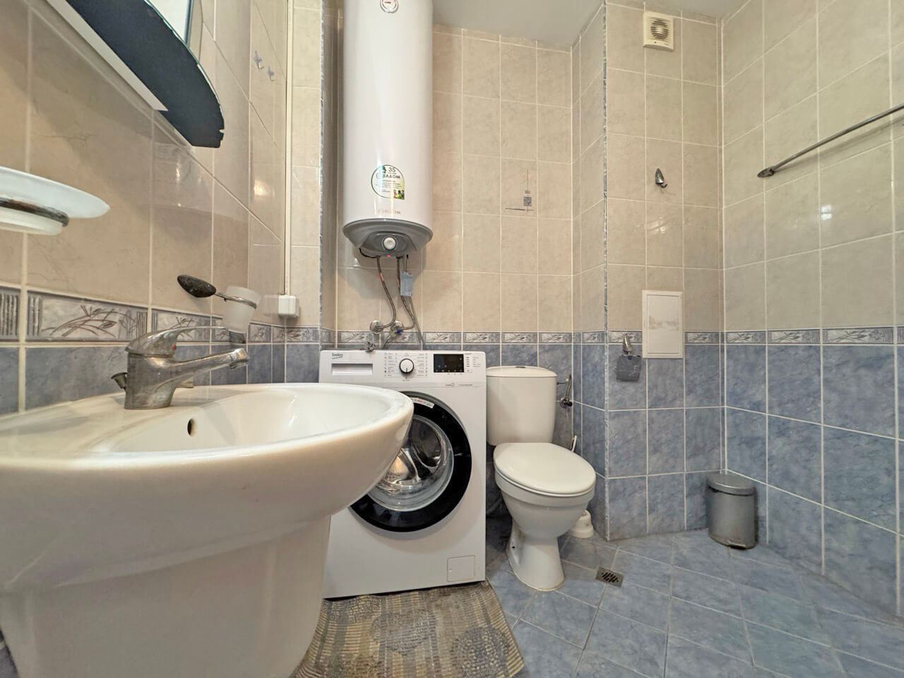 Furnished Apartment with Pool View in a Peaceful Green Area in Sunny Beach