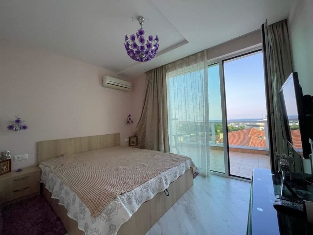 Panoramic two-bedroom apartment with sea view in Ravda – light, space and low maintenance fee