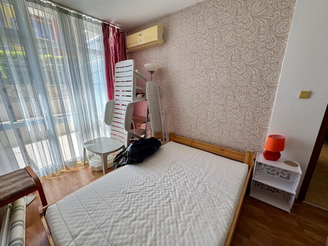 Spacious one-bedroom apartment with additional sleeping area in Sunny Beach – 200 m from the beach