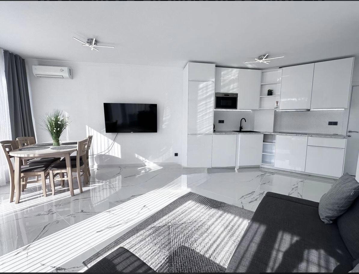 Stylish one-bedroom apartment just meters from the beach in Sunny Beach resort
