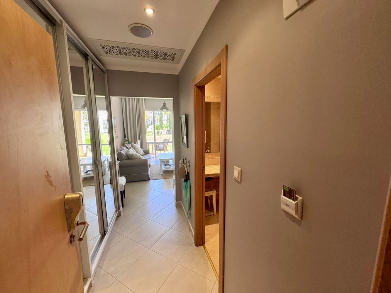 Luxury one-bedroom apartment in a prestigious first-line complex – comfort, style, and endless amenities