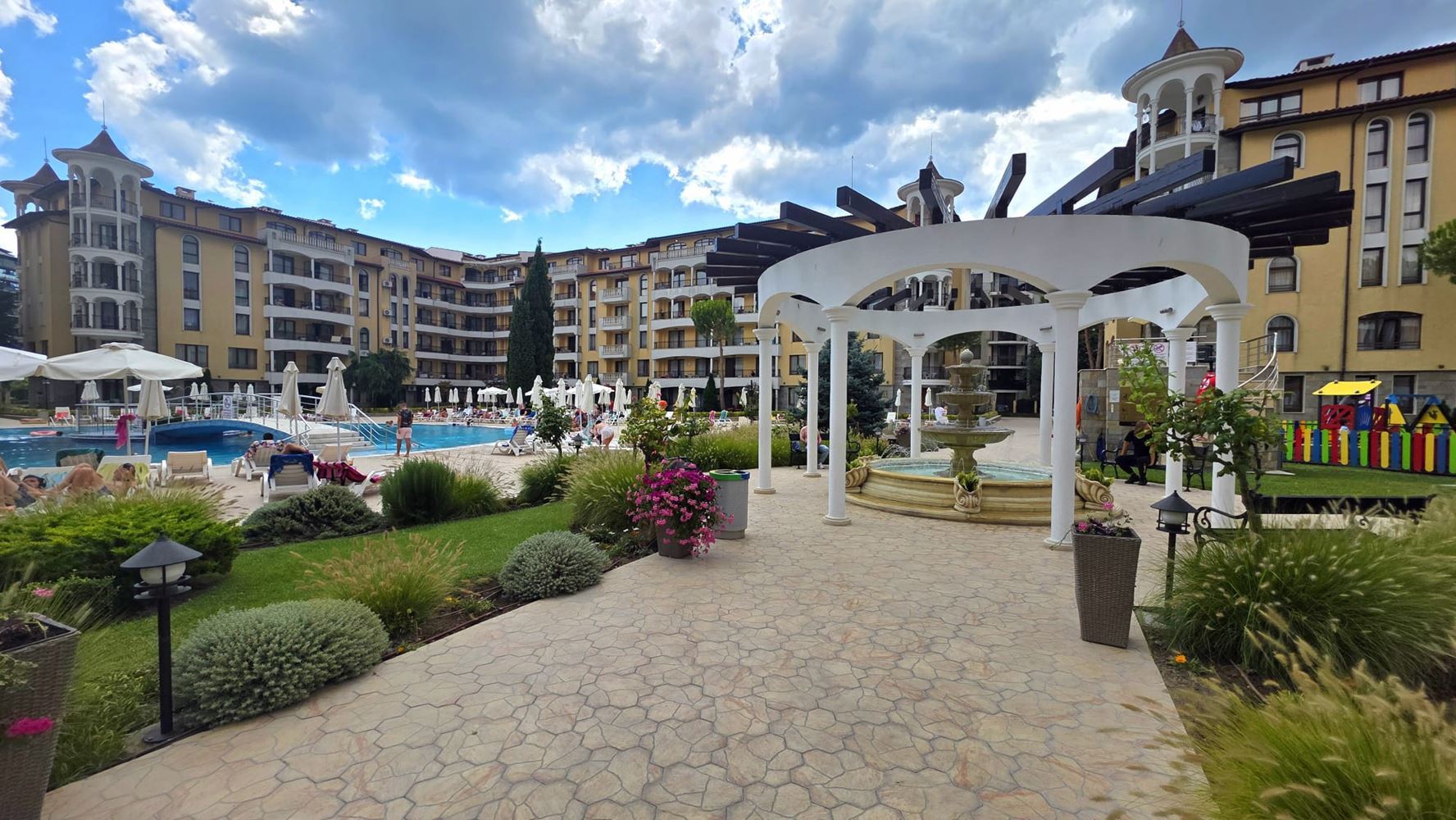 Studio Apartment in Sunny Beach – A Cozy Seaside Retreat in a Complex with Swimming Pools, SPA and Fitness