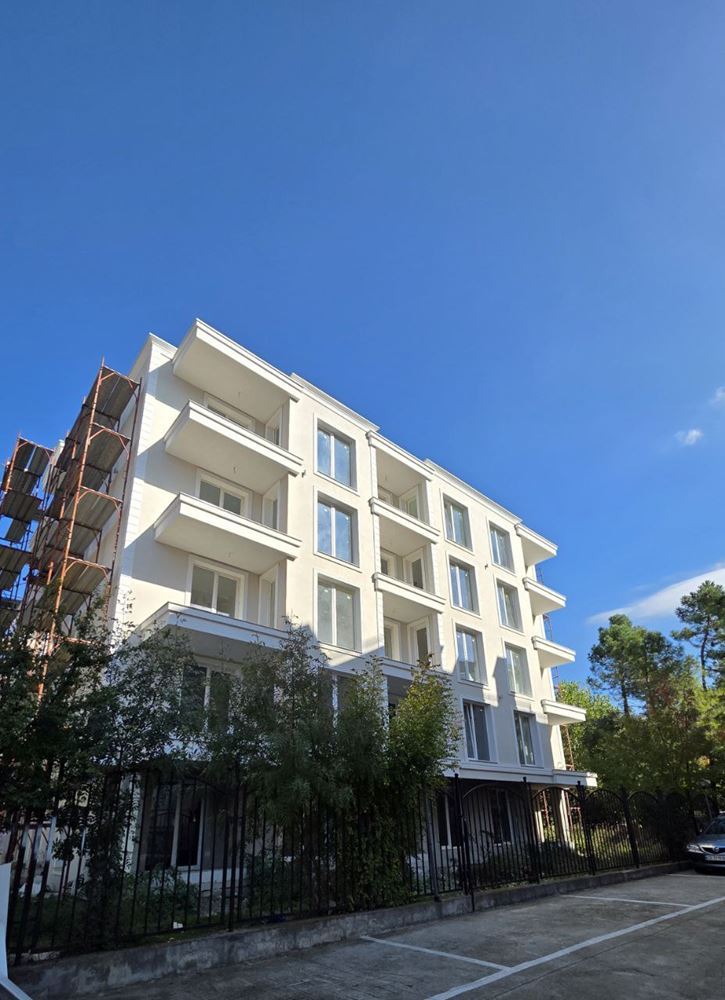 Modern studio in a new building – excellent location and no maintenance fee