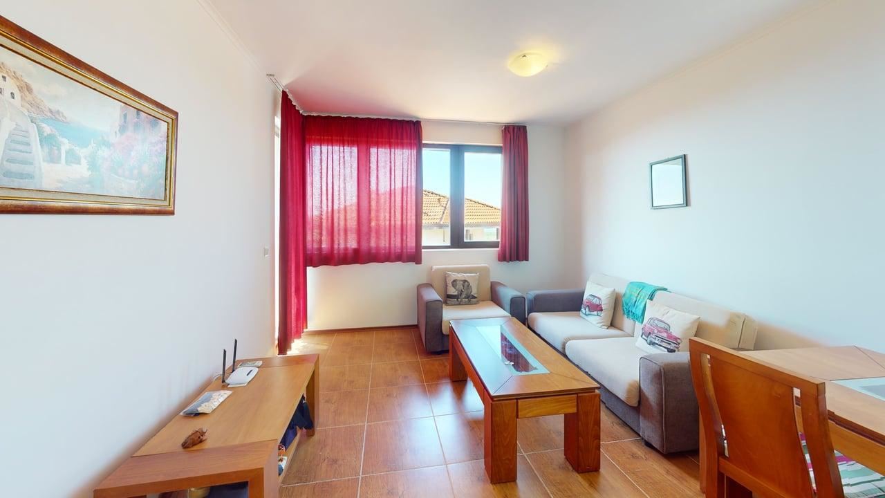 Spacious One-Bedroom Apartment with Sea Views in the Sunny Beach Area