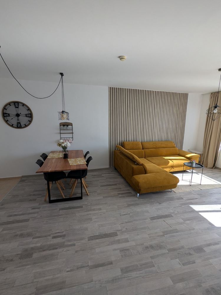 One-bedroom apartment with direct sea view in a luxury first-line complex in Aheloy