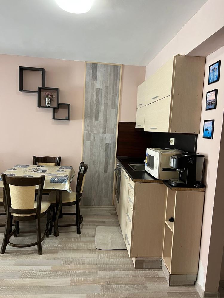 Spacious Apartment with Private Garden and Parking Space Near Cocoa Beach in Sunny Beach