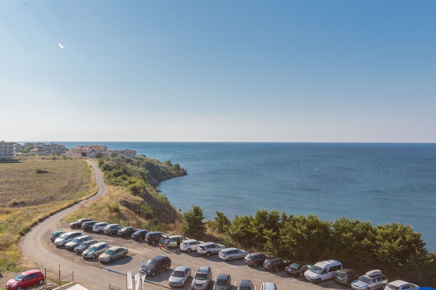 First Line with a Beautiful Sea Panorama – Spacious One-Bedroom Apartment with Two Terraces