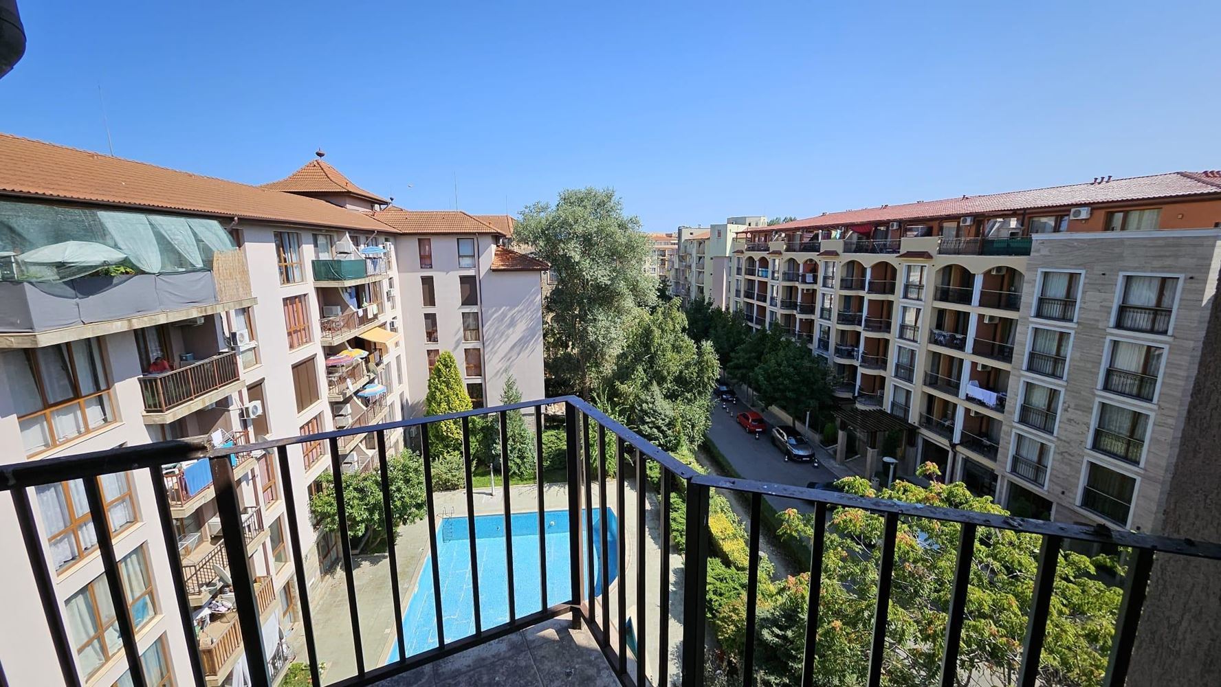 Attractive studio in Sunny Beach with a low maintenance fee