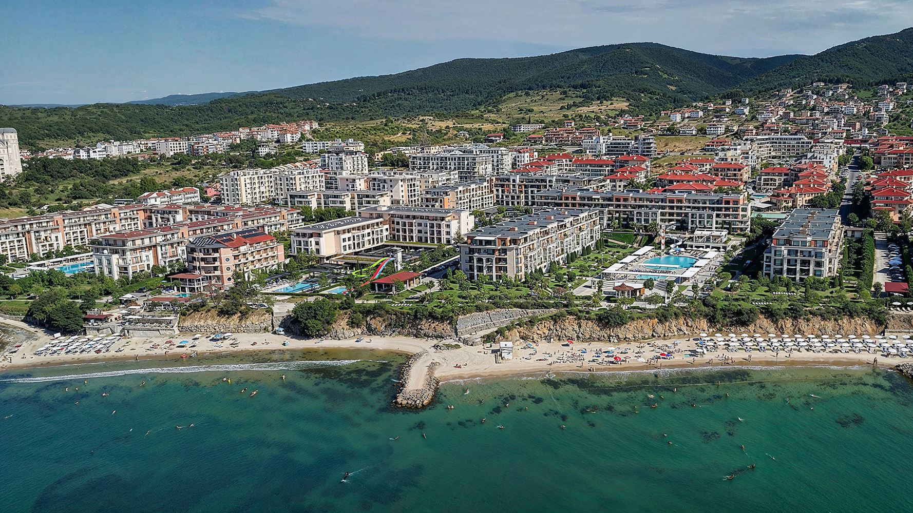 Panoramic Three-Room Apartment on the First Line by the Sea in Sveti Vlas, on the Top Floor
