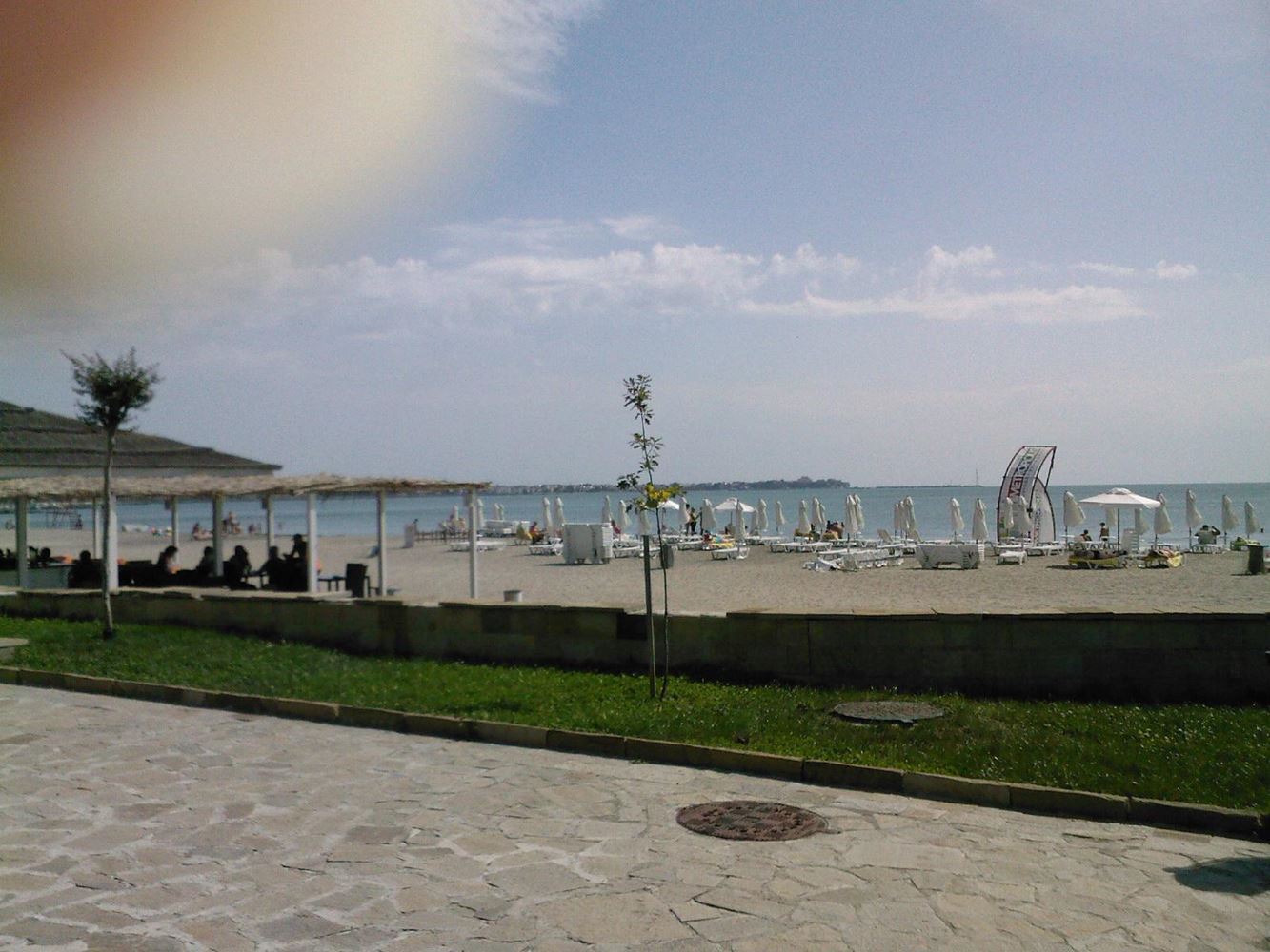 Spacious and Modern One-Bedroom Apartment with Full Amenities in Pomorie