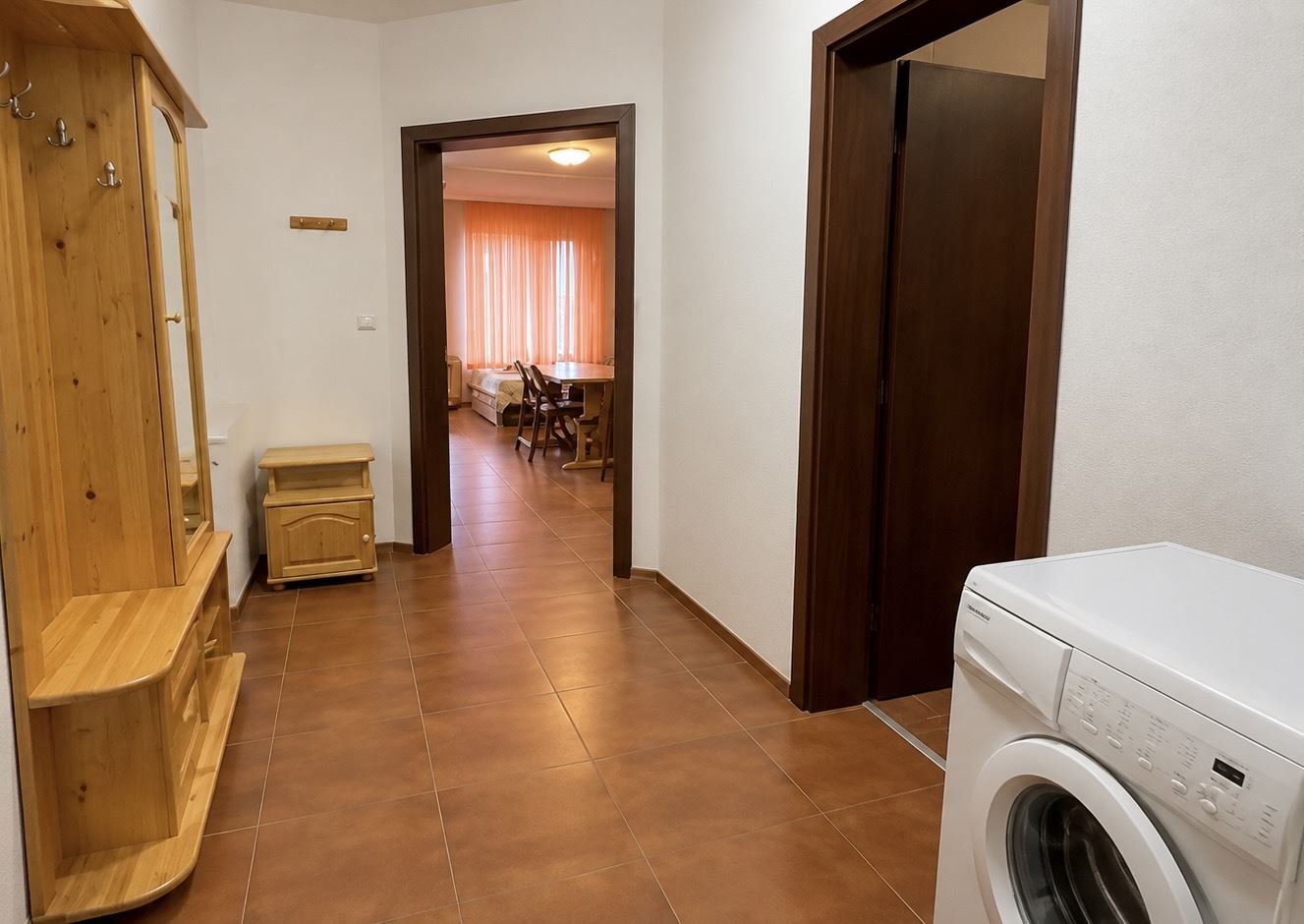 Sveti Vlas: Stylish South-Facing Studio in a Complex with a Swimming Pool and Act 16